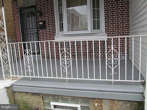 3rd image of 528 W Somerville Ave