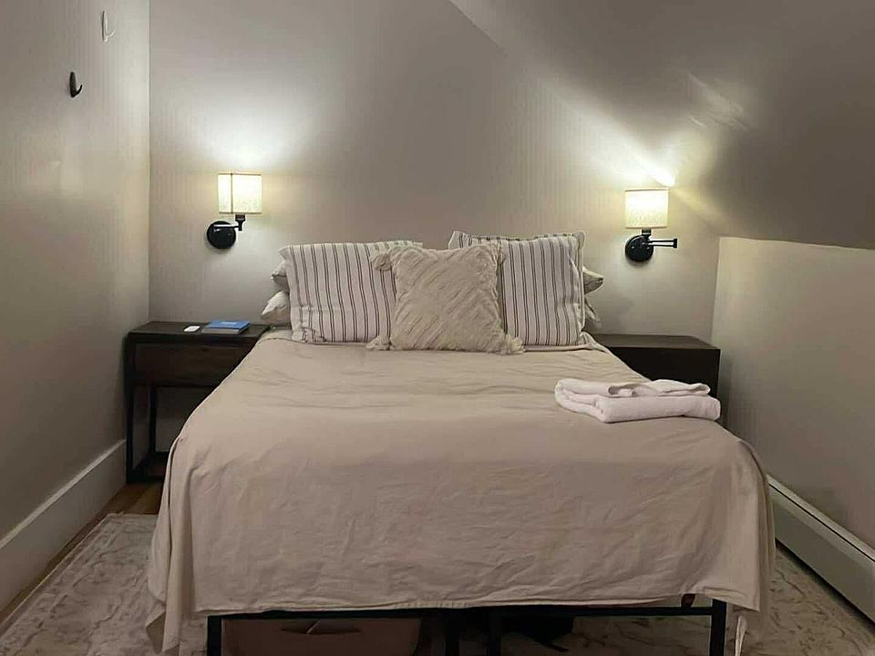 1st image of 167 River Ave #0