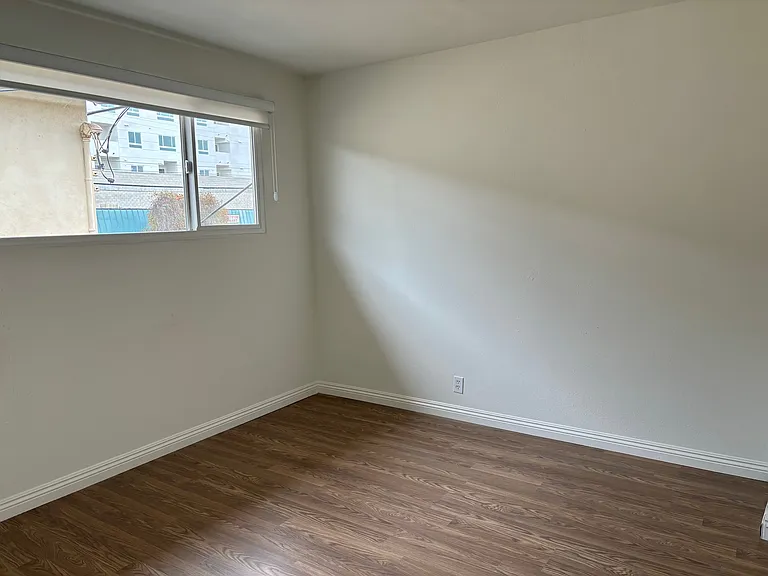 3608 Mentone Ave #9 — Photo 6