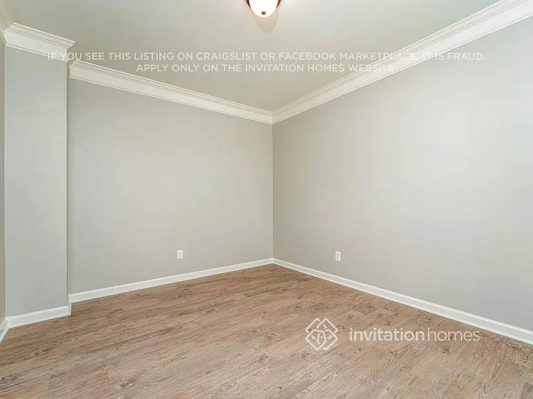 480 Village Broad St — Photo 5