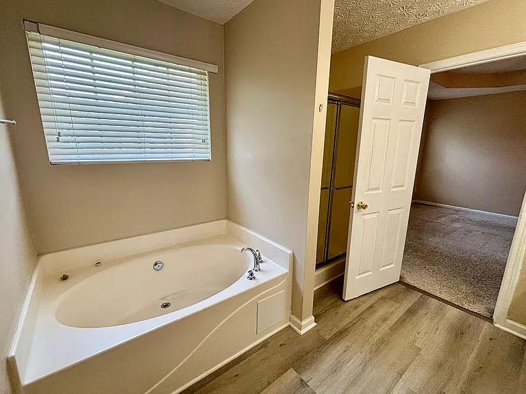 540 Chandon Way — Photo 15