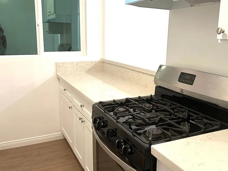 53 Argonne Ave #3 — Photo 11