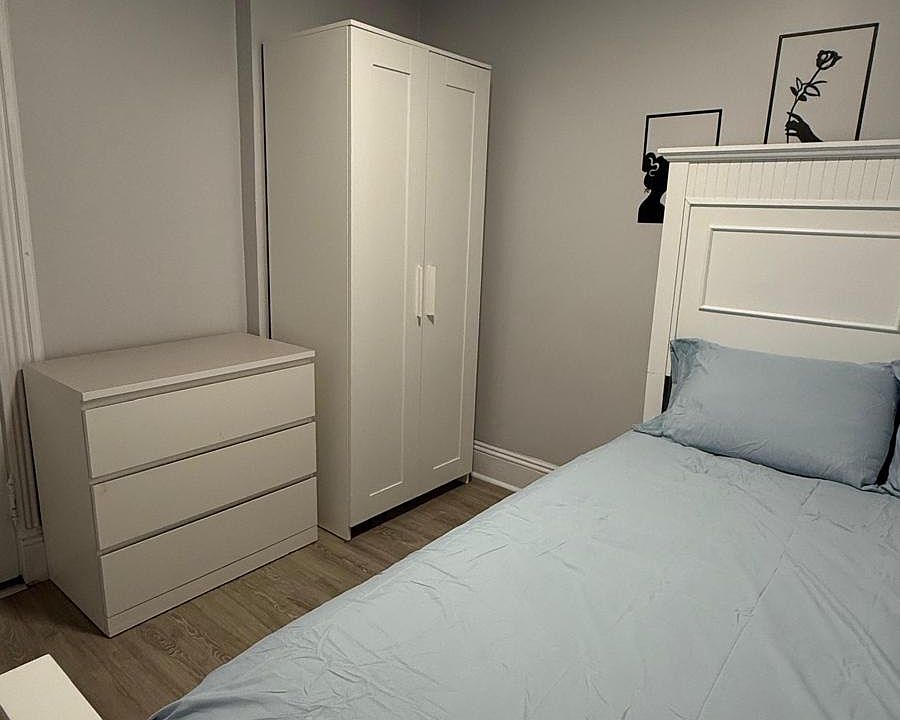 2nd image of 31 Cedar Pl