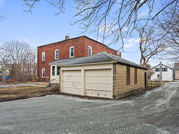 2nd image of 5-6 Monteleone Pl