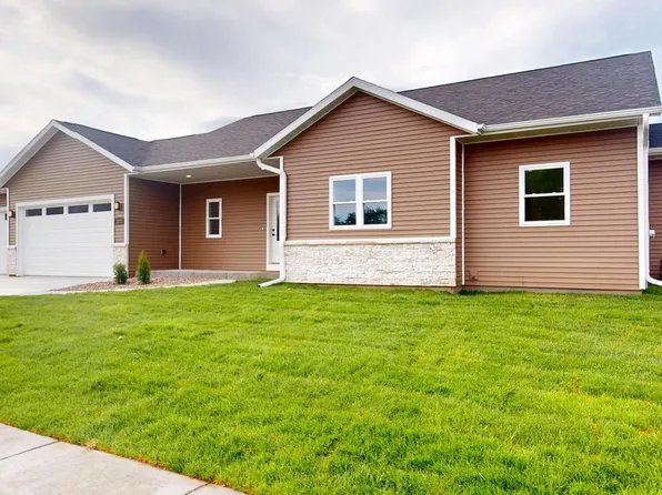 1222 Leo Dr, Holmen, WI 54636