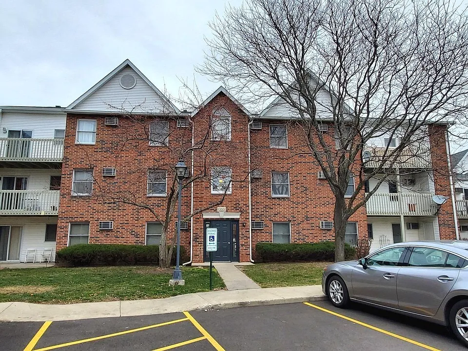 1353 Cunat Ct #2B