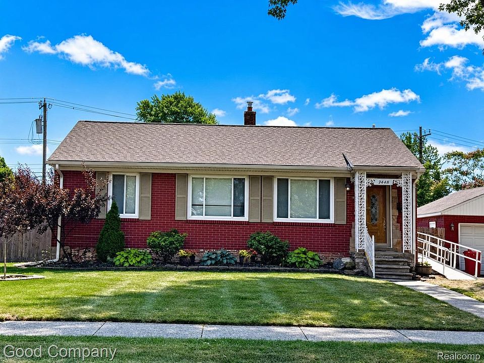 1st image of 22474 Raven Ave