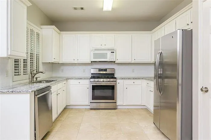 10870 Kimball Crest Dr — Photo 8