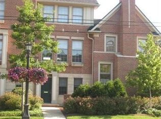 19971 Chagrin Blvd, Shaker Heights, OH 44122