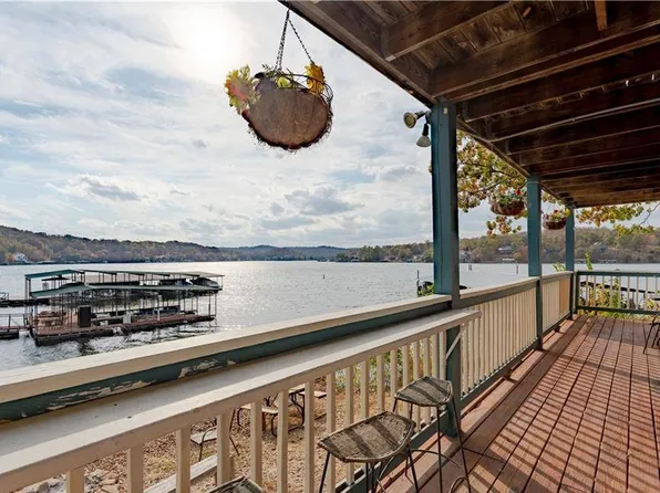 80 Wilson Resort Dr #7, Camdenton, MO 65020