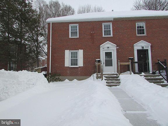 2nd image of 218 Westerly Pkwy