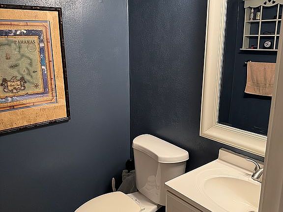 4th image of 2370 Hidden Meadow Ln