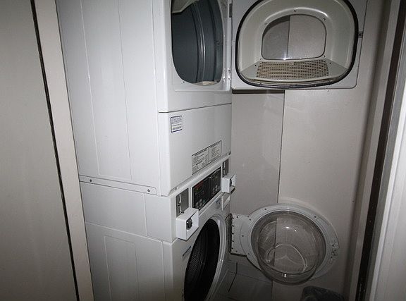 3rd image of 1489 N Winslowe Dr APT 303