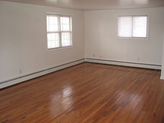large master with walk in closet