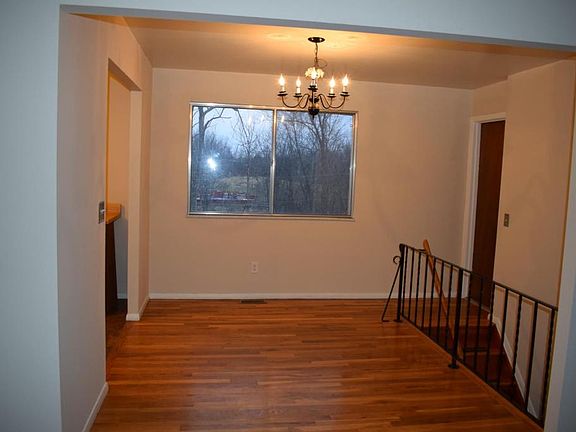 2nd image of 123 Berkley Dr