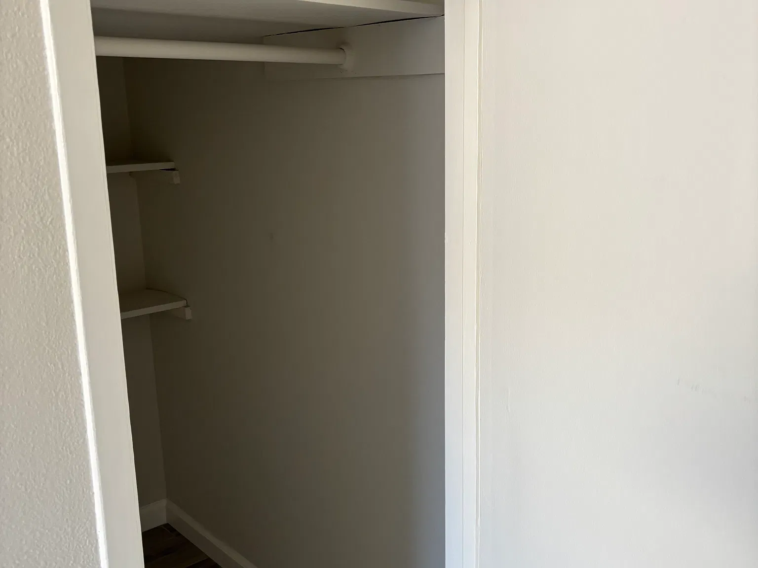 2 bed, 1.5 bath, $2,500 — Photo 3