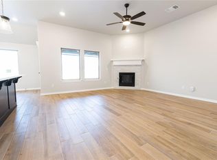 8105 NW 152nd St, Edmond, OK 73013