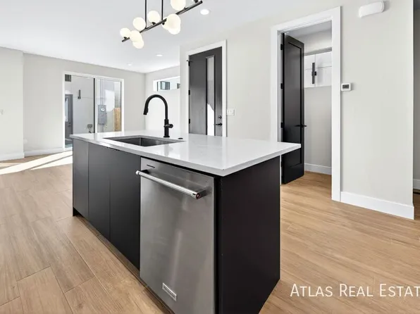 830 Cherry St, Denver, CO