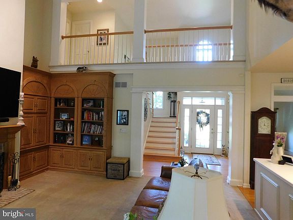 2nd image of 28 Baltray Rd