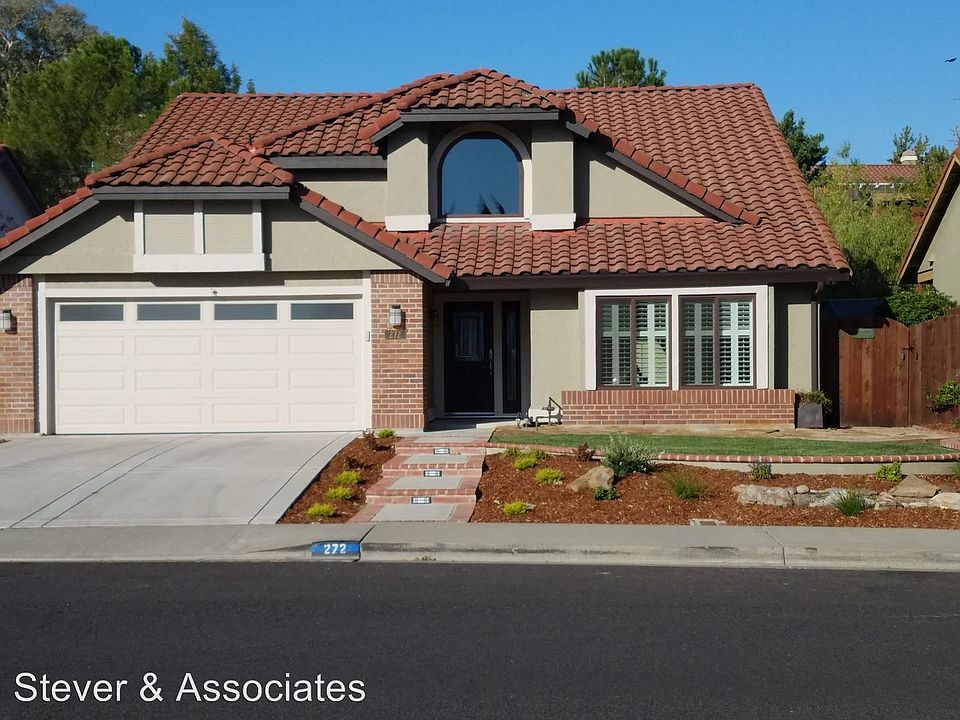 1st image of 272 Ballindine Dr