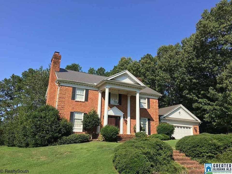 2nd image of 7209 Cliff Cir