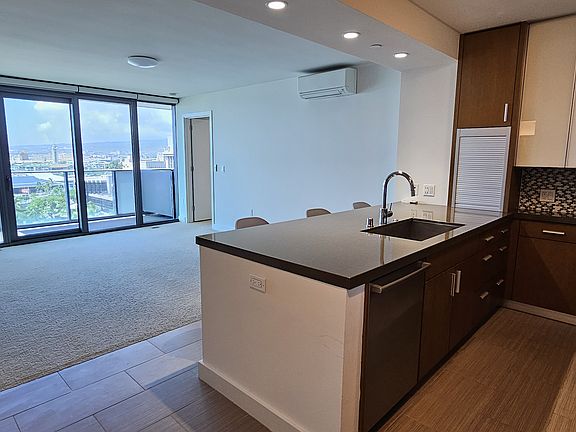 2nd image of 600 Ala Moana Blvd #1208