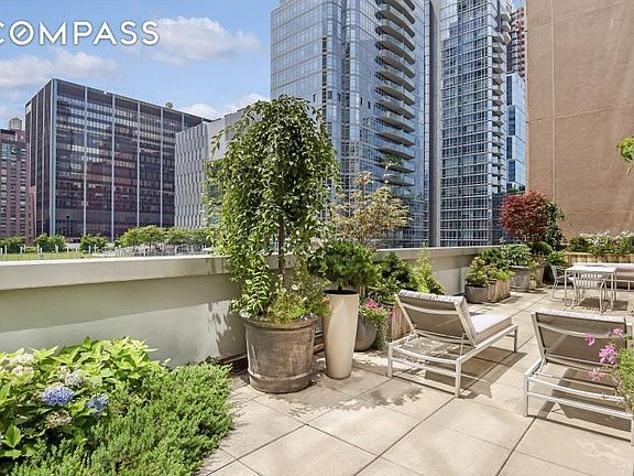2nd image of 225-227 W 60th St #6B