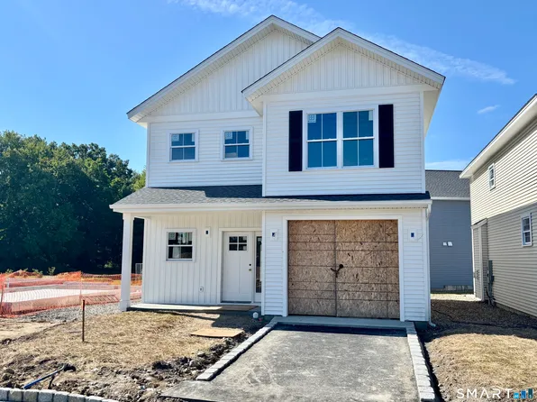 16 Fieldstone Court #16, Bethel, CT 06801