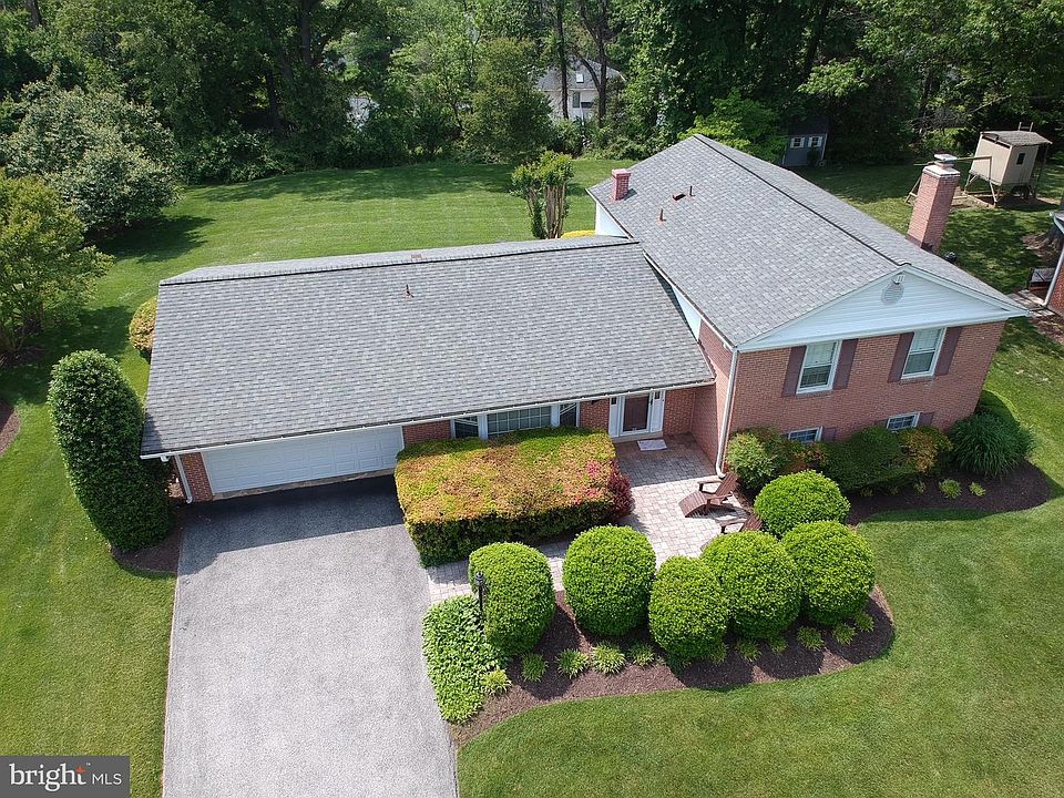 1st image of 14728 Cobblestone Dr