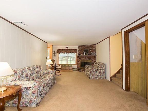 3rd image of 24 Georgianna Ave