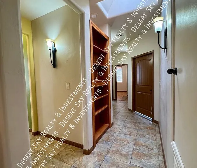 4328 Calle Amarilla — Photo 11