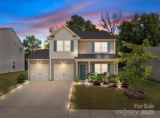 9132 Colwick Hill Ln, Charlotte, NC 28215