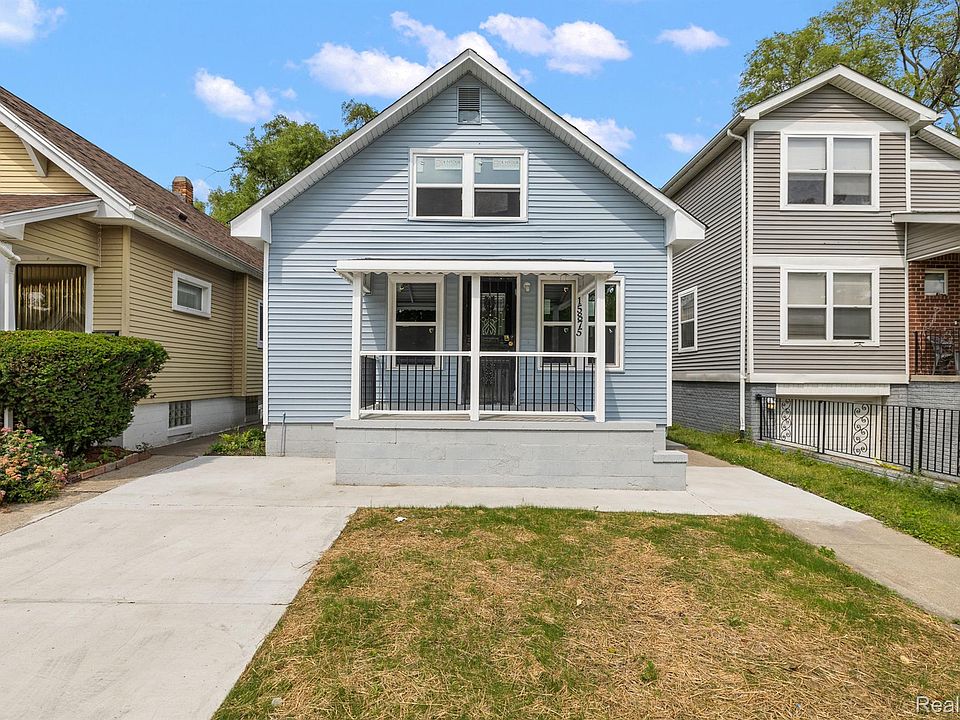 1st image of 15875 Holmur St