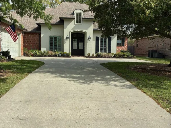 15749 Parkside Ct, Baton Rouge, LA 70817
