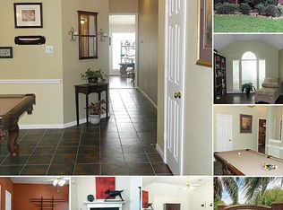 910 Portsmouth Dr, Pearland, TX 77584