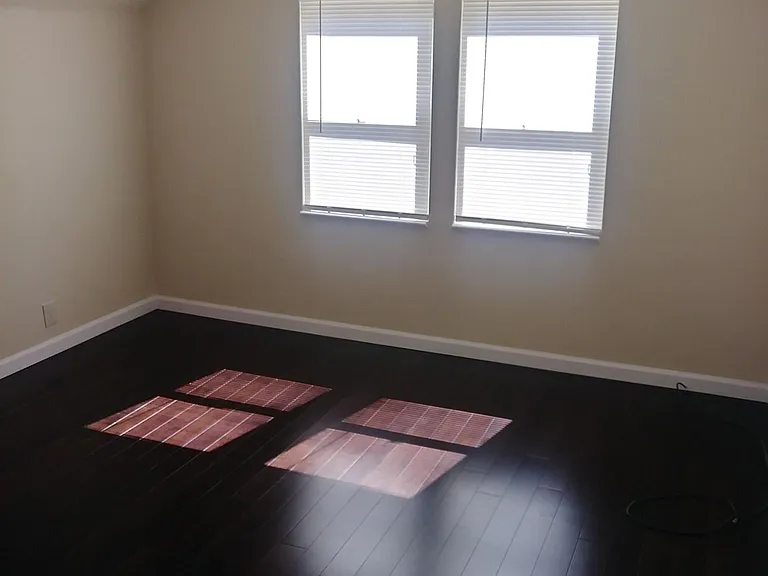 11'X12' upstairs bedroom #2