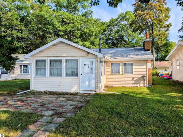 4092 E Michigan Ave, Au Gres, MI 48703
