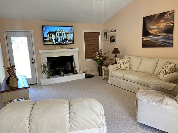 2nd image of 3786 Heatherwoods Dr