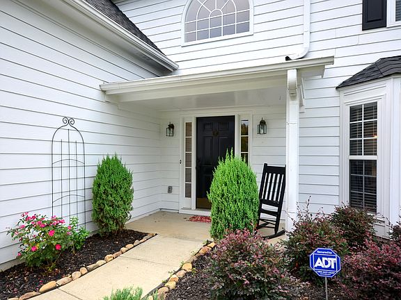 3rd image of 3870 Brushy Creek Way