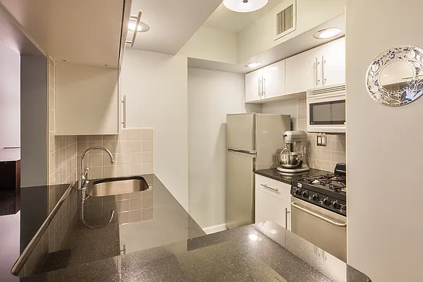 Sold by Compass | media 8