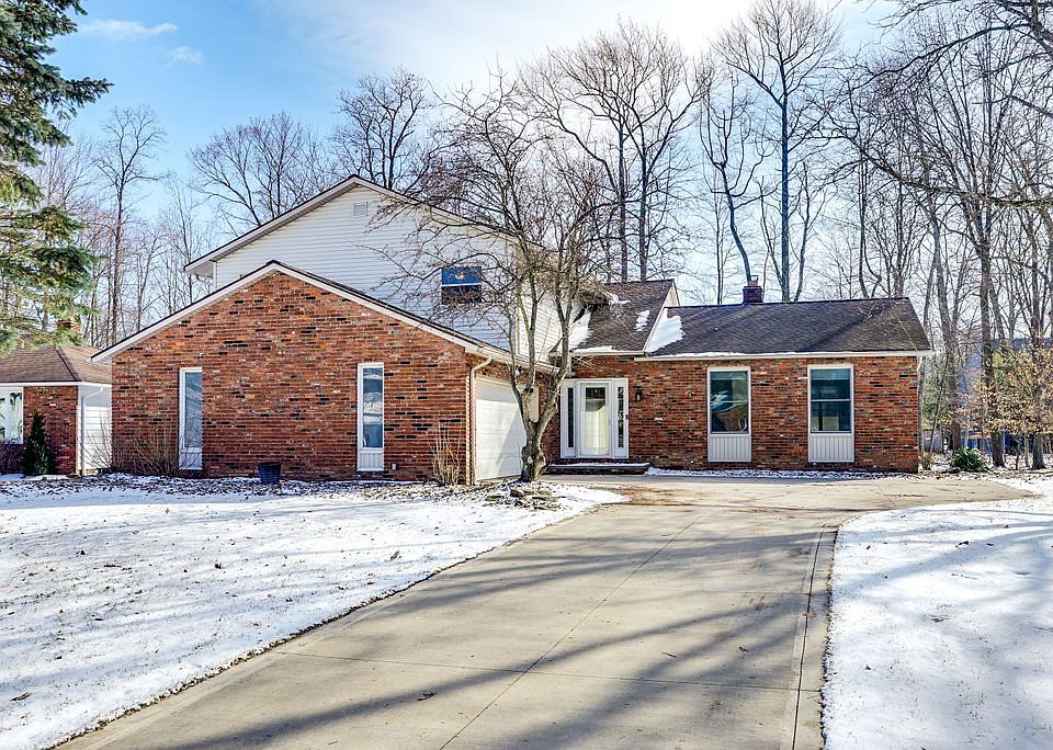 1st image of 3969 E Ash Ln