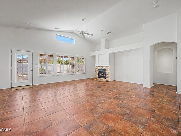 5th image of 8605 W APACHE Street