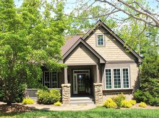 219 Camptown Rd, Brevard, NC 28712