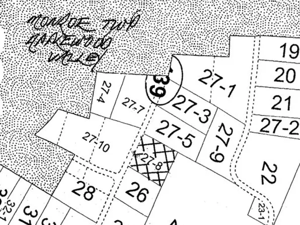 6 Applewood Valley Dr, Clarion, PA 16214