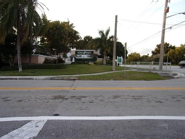 210107640