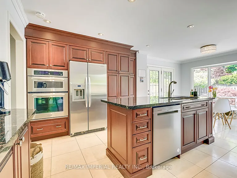 1511 Greenridge Cir — Photo 18
