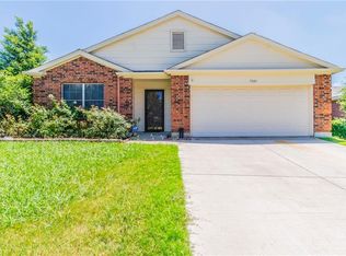 7001 Glenshire Dr, Arlington, TX 76002