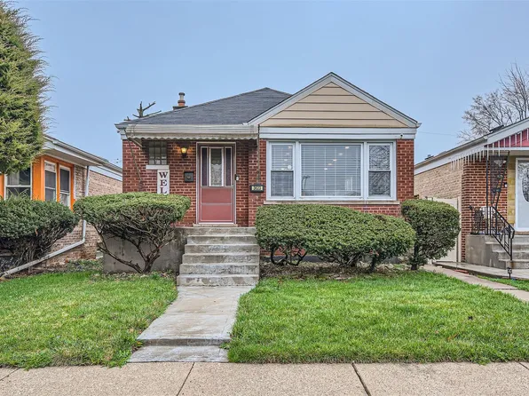 3623 W 70th St, Chicago, IL 60629