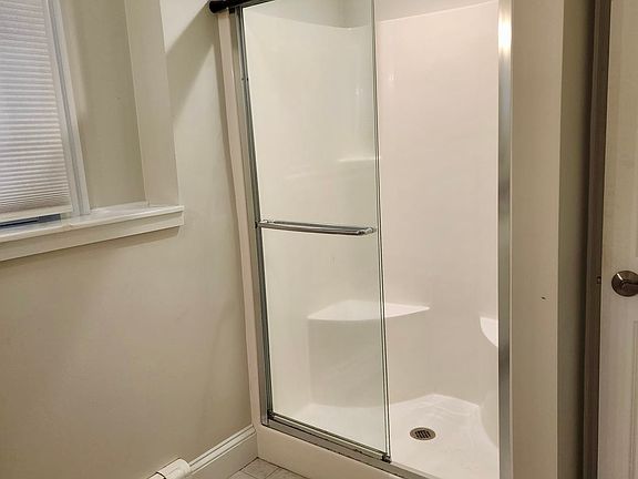 5th image of 25 Winthrop Ave #B
