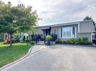 27 Cornerbrook Ct, Clarington, ON L1B1B7